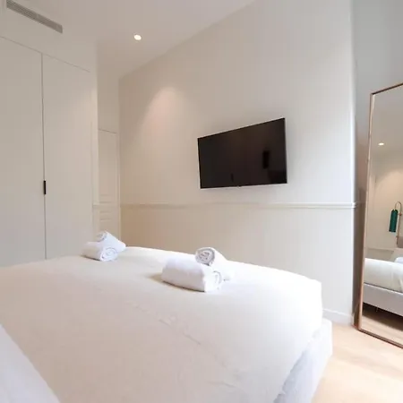 Luxe 2 Grands Boulevards 4-6p Appartamento *